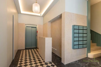 Apartamento T2 para Venda em Santa Maria Maior