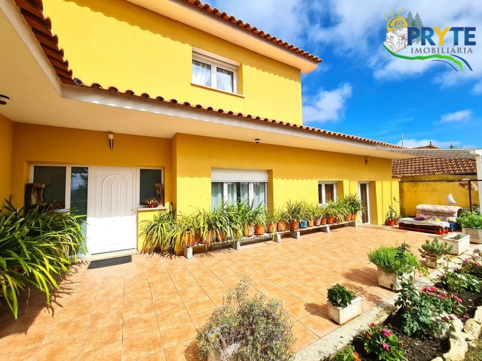 Moradia T4 para Venda em Vila Cã Foto 4