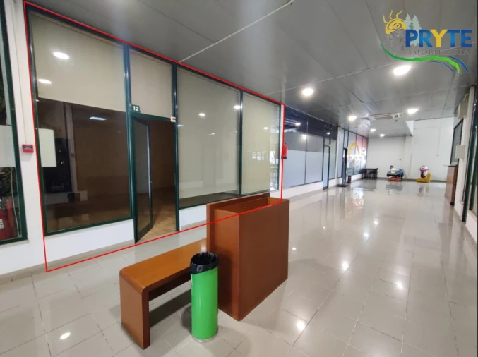 Loja para Arrendamento em Sertã