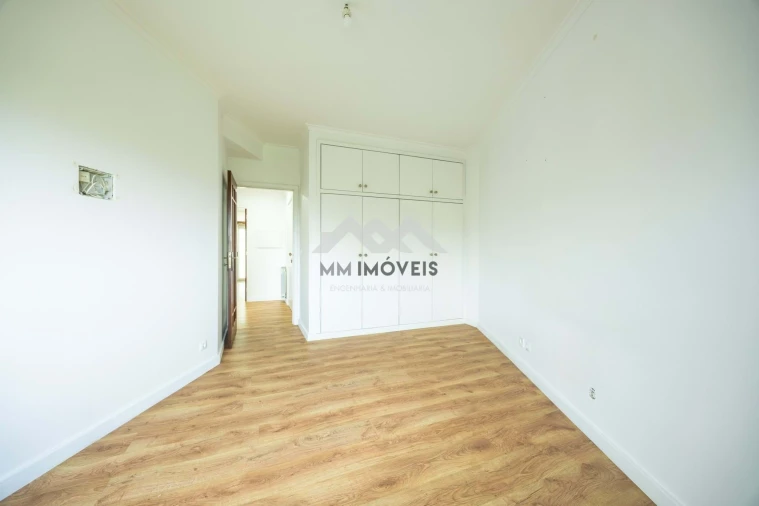 Apartamento T2 para Arrendamento em Canidelo Foto 14