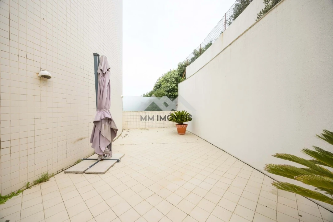 Apartamento T2 para Arrendamento em Canidelo Foto 28