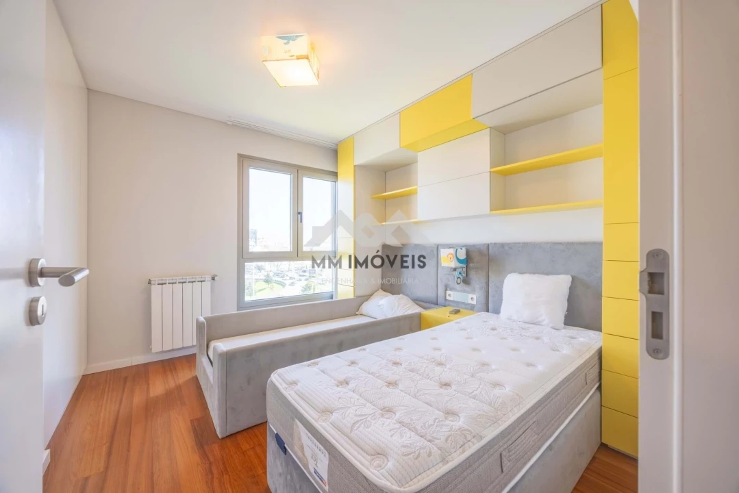 Apartamento T2 para Arrendamento em Ramalde Foto 9