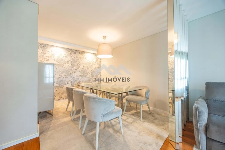 Apartamento T2 para Arrendamento em Ramalde Foto 32