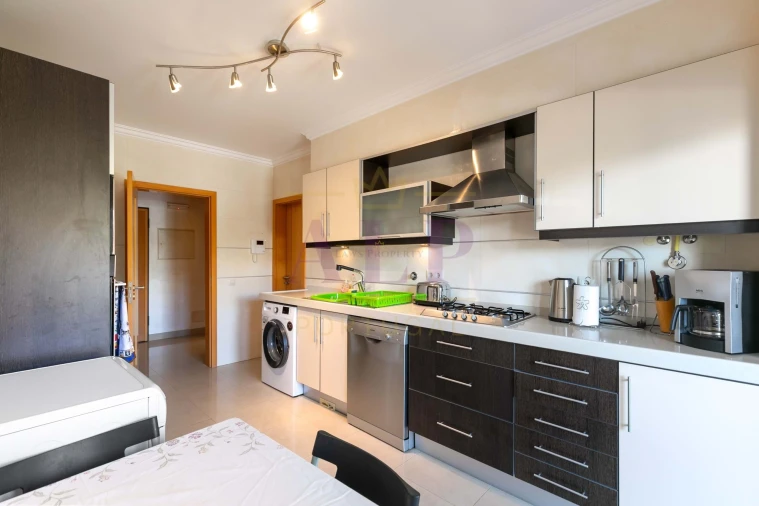 Apartamento T3 para Venda em Lagos (São Sebastião e Santa Maria) Foto 3