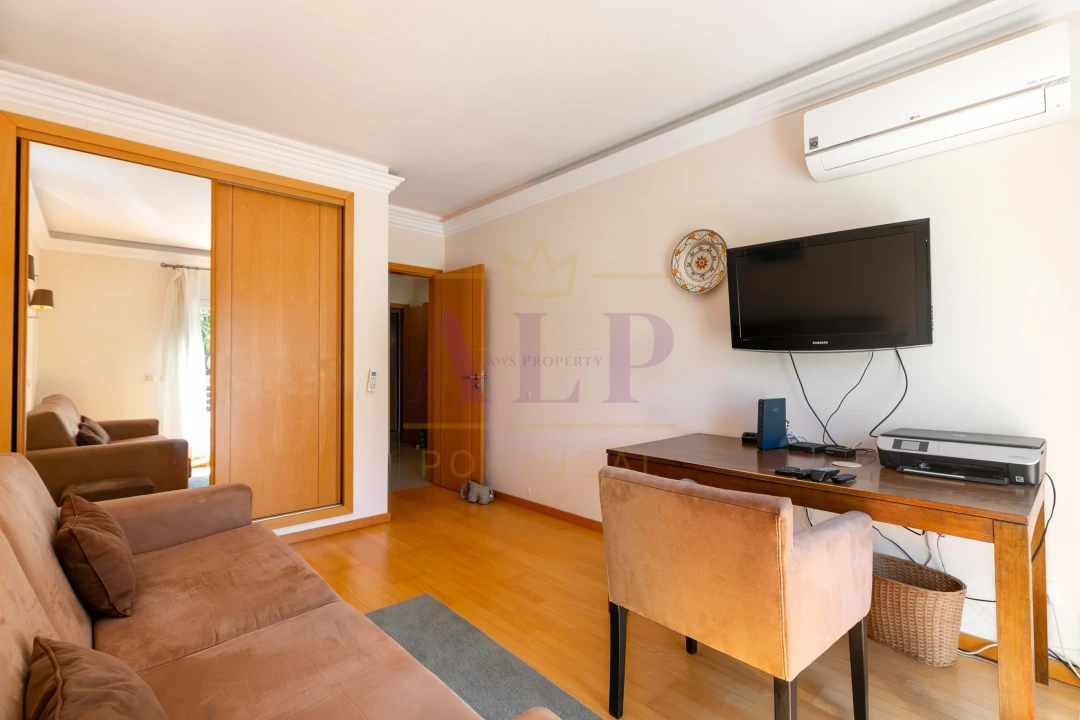 Apartamento T3 para Venda em Lagos (São Sebastião e Santa Maria) Foto 17