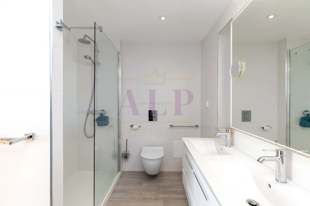 Moradia T3 para Venda em Lagos (São Sebastião e Santa Maria) Foto 28