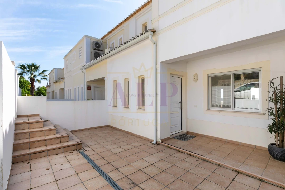 Moradia T3 para Venda em Lagos (São Sebastião e Santa Maria) Foto 42