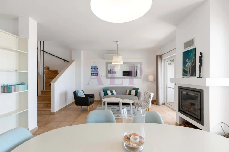 Moradia T3 para Venda em Lagos (São Sebastião e Santa Maria) Foto 14