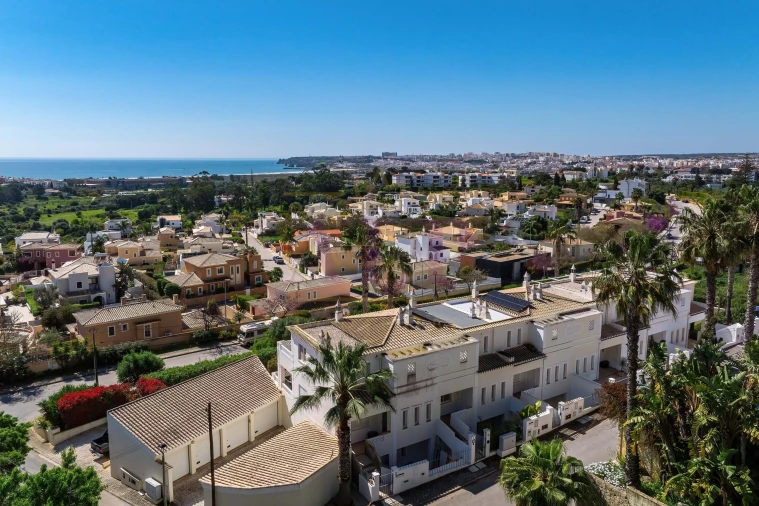 Moradia T3 para Venda em Lagos (São Sebastião e Santa Maria) Foto 39