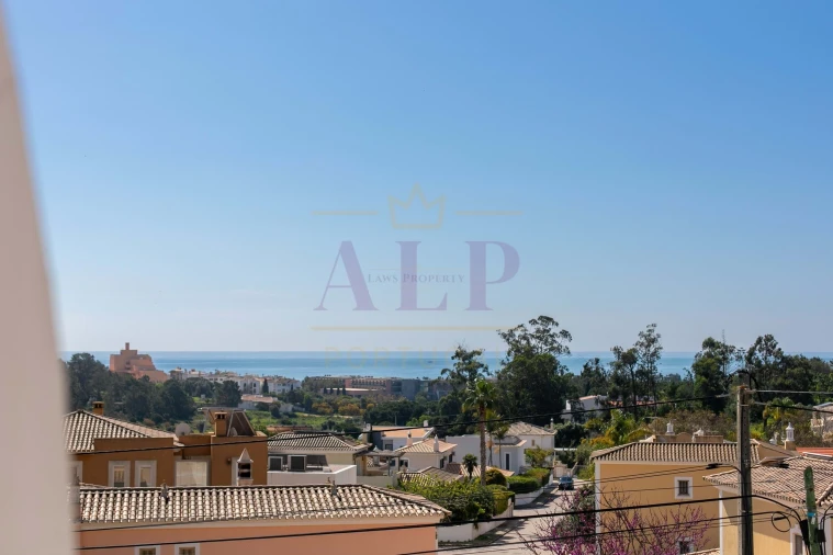 Moradia T3 para Venda em Lagos (São Sebastião e Santa Maria) Foto 1