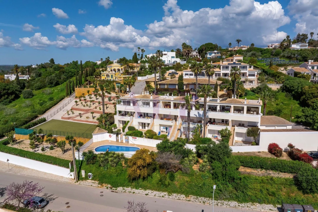 Moradia T3 para Venda em Lagos (São Sebastião e Santa Maria) Foto 2