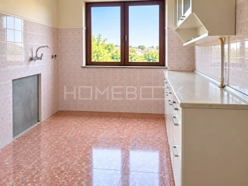 Apartamento T2 para Venda em Oeiras e São Julião da Barra, Paço de Arcos e Caxias