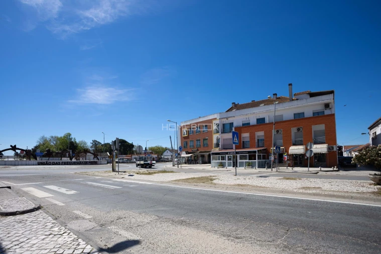 Negócio para Venda em Pegões Foto 2