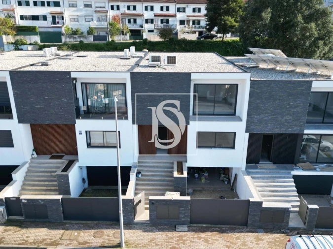 Moradia T3 para Venda em Nogueira, Fraião e Lamaçães Foto 2