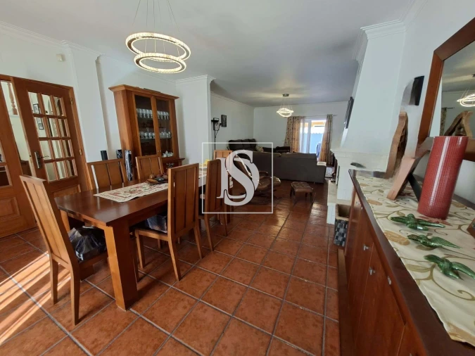 Moradia T3 para Venda em Gaio-Rosário e Sarilhos Pequenos Foto 42