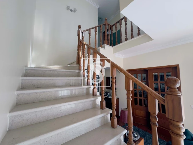 Moradia T3 para Venda em Gaio-Rosário e Sarilhos Pequenos Foto 28