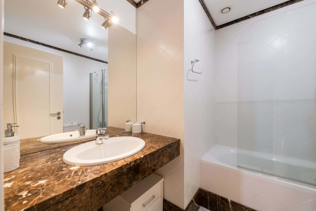 Apartamento T4 para Venda em São Martinho Foto 20