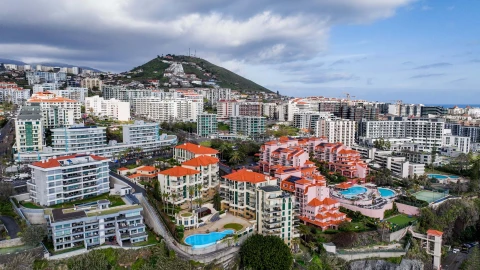Apartamento T4 para Venda em São Martinho