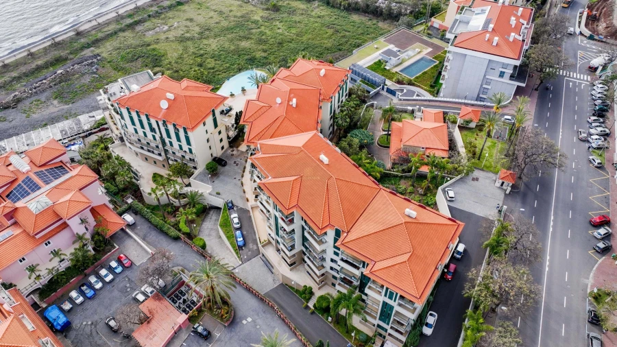 Apartamento T4 para Venda em São Martinho Foto 3