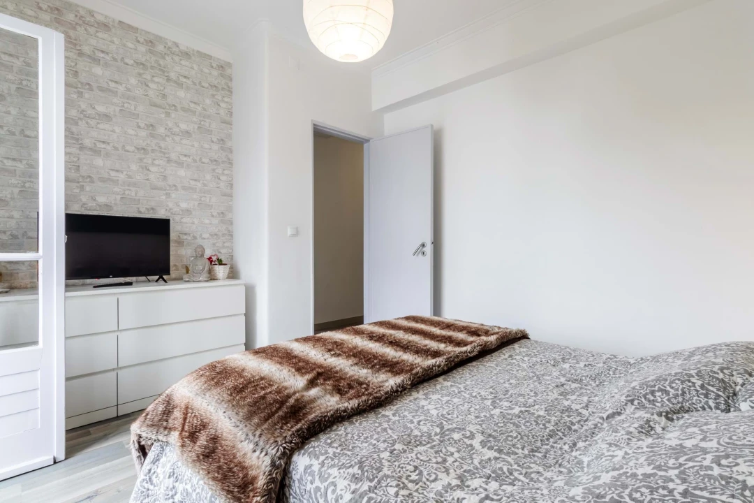 Apartamento T2 para Venda em Rio de Mouro Foto 28