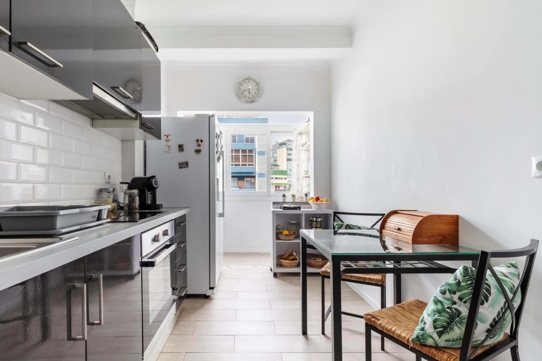 Apartamento T2 para Venda em Rio de Mouro Foto 8