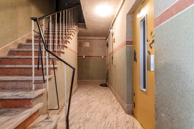 Apartamento T2 para Venda em Rio de Mouro Foto 4