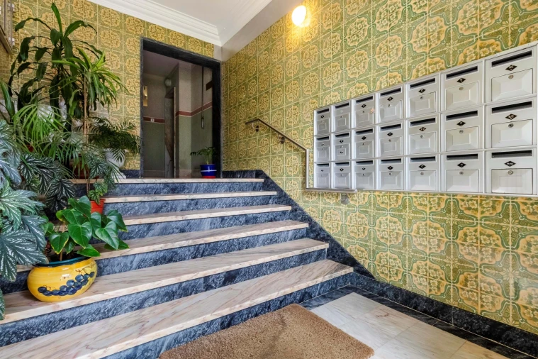 Apartamento T2 para Venda em Rio de Mouro Foto 3