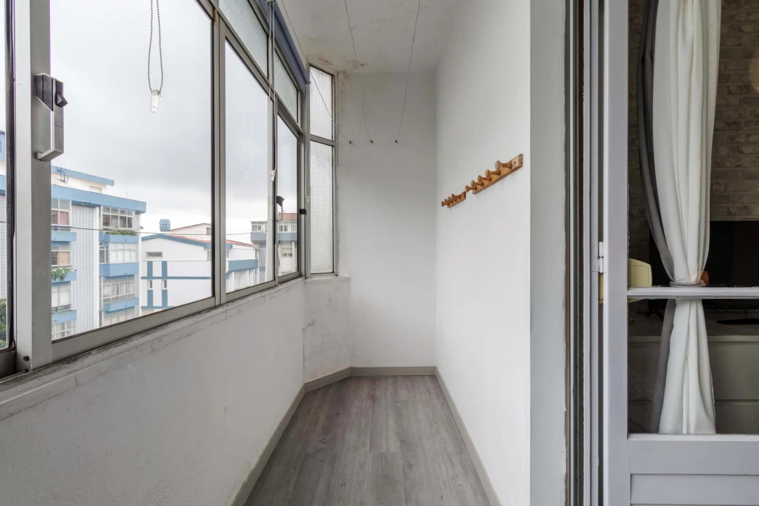 Apartamento T2 para Venda em Rio de Mouro Foto 25