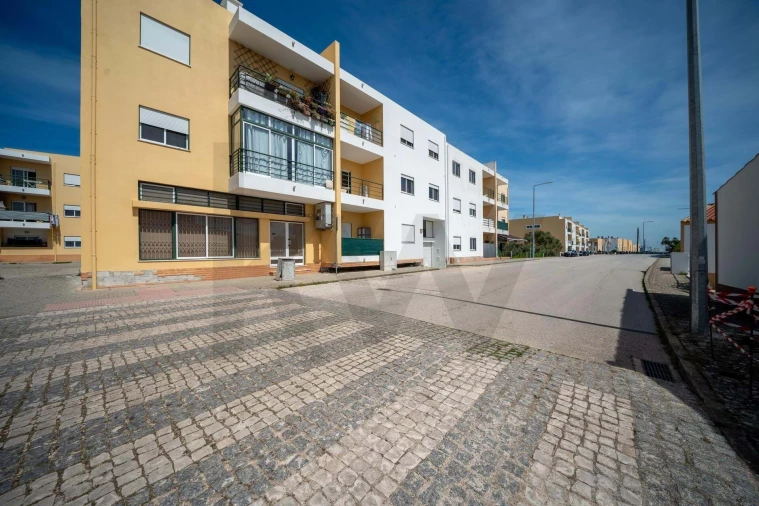 Apartamento T3 para Venda em Lagos (São Sebastião e Santa Maria) Foto 23