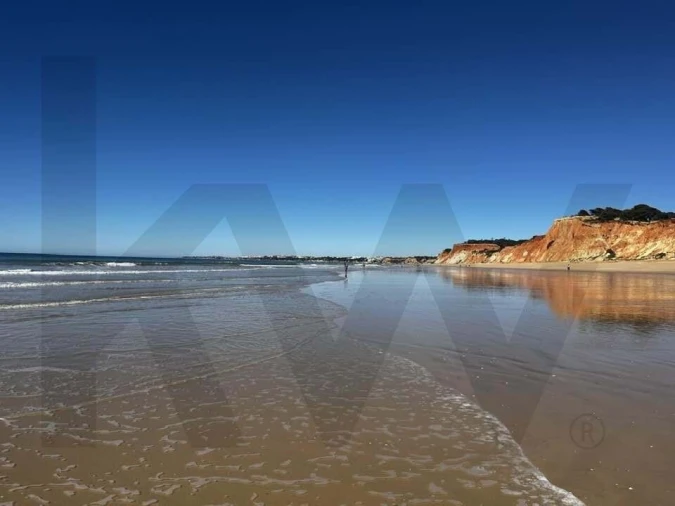Apartamento T2 para Venda em Albufeira e Olhos de Água Foto 2