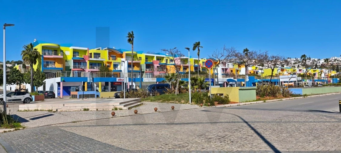 Apartamento T2 para Venda em Albufeira e Olhos de Água Foto 24