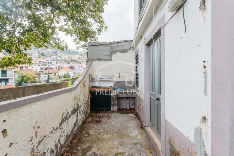 Moradia T2 para Venda em Santo Antonio Foto 6