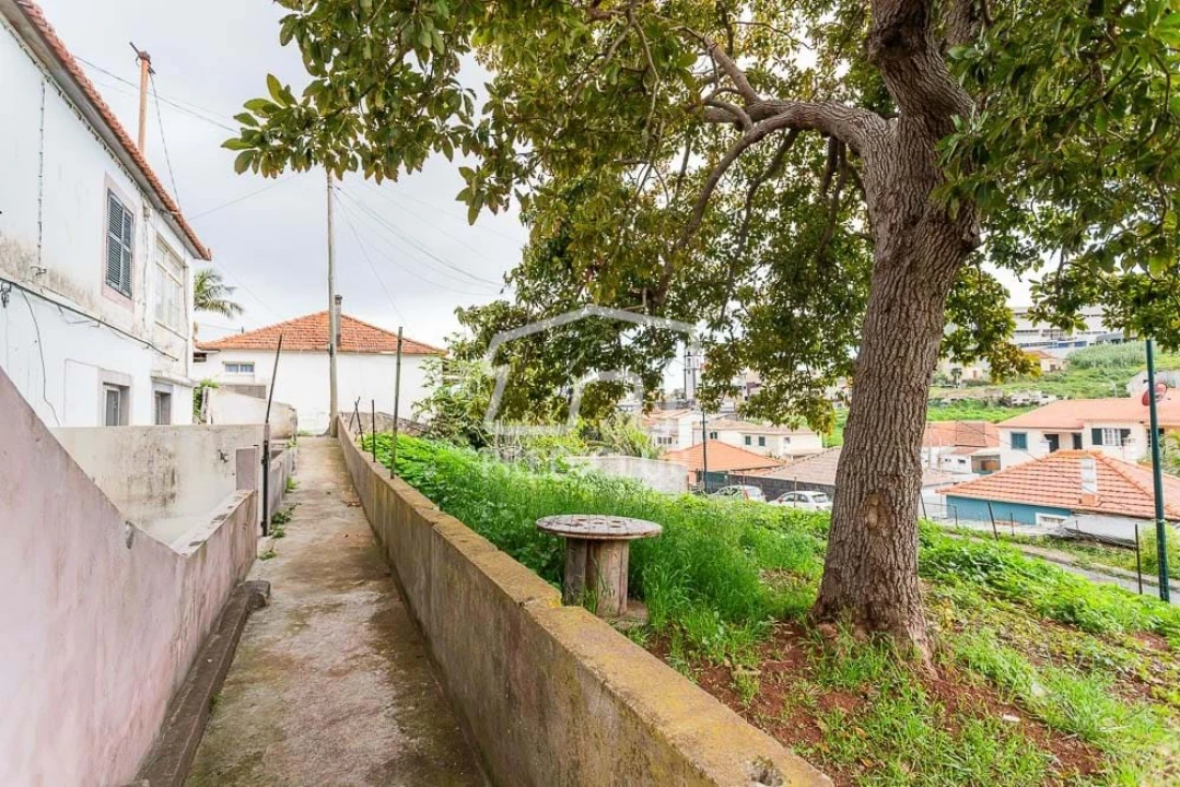 Moradia T2 para Venda em Santo Antonio Foto 13