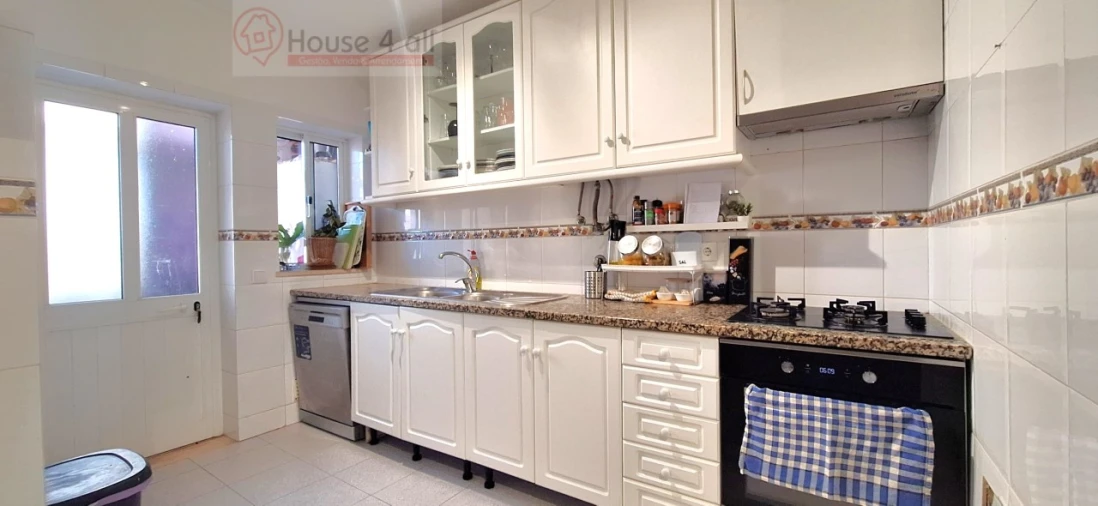 Apartamento T2 para Venda em Caldas da Rainha - Santo Onofre e Serra do Bouro Foto 1