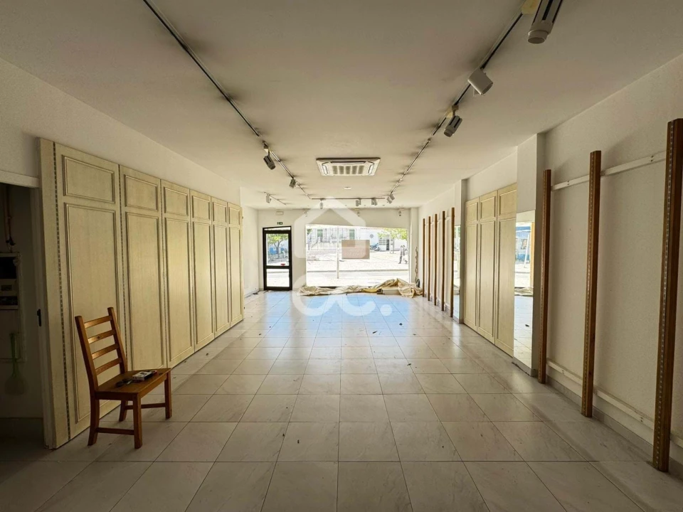 Negócio para Venda em Loures Foto 7