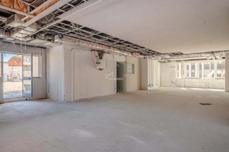 Apartamento T3 para Venda em Santo António Foto 15