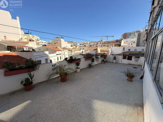 Apartamento T3 para Venda em Faro (Sé e São Pedro) Foto 2