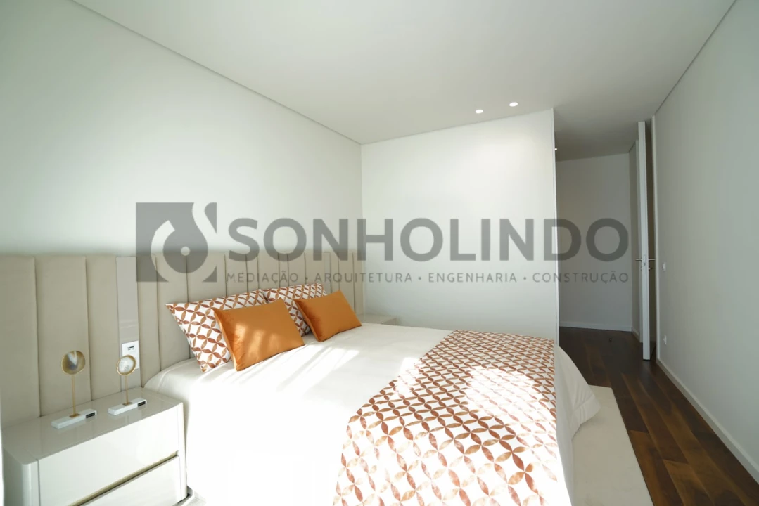 Apartamento T3 para Venda em Cidade da Maia Foto 12