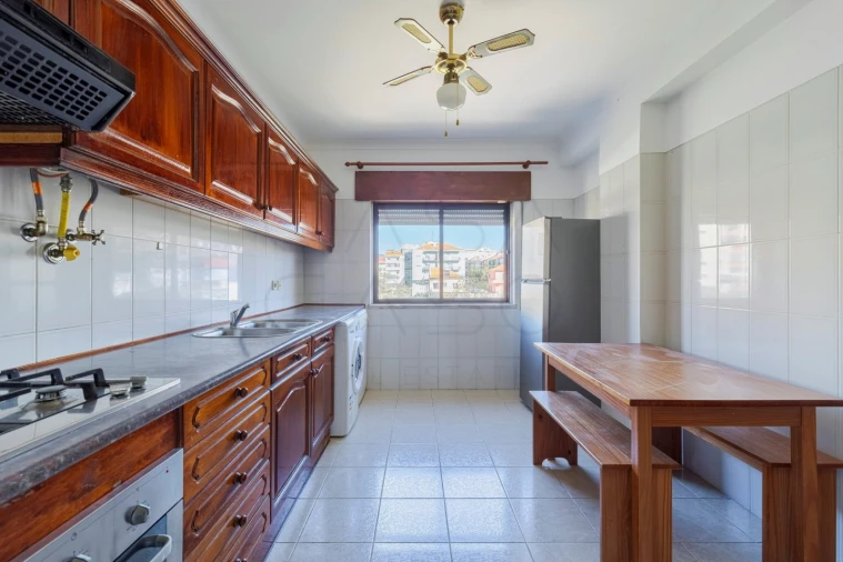 Apartamento T2 para Venda em União das Freguesias de Setúbal Foto 4