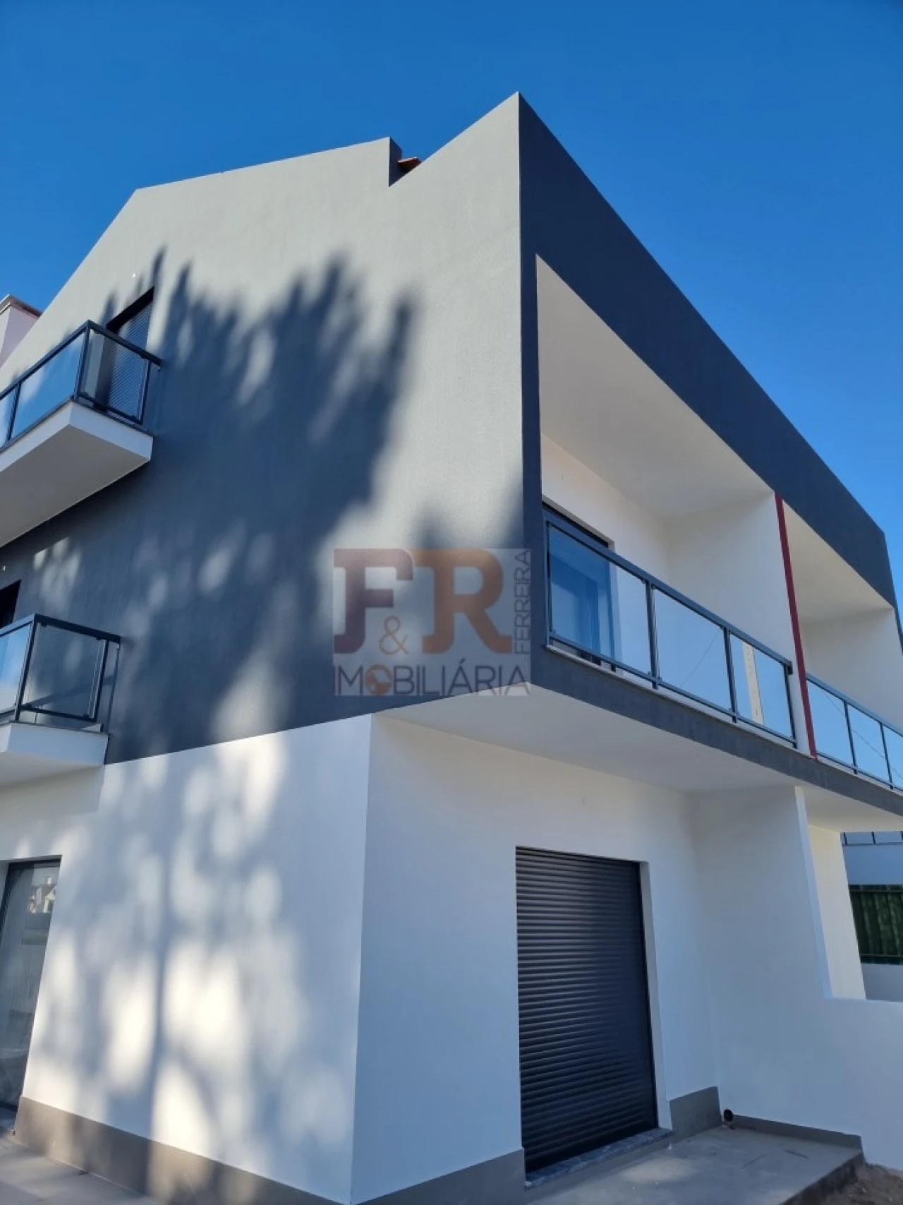 Moradia T3 para Venda em Quinta do Conde Foto 2