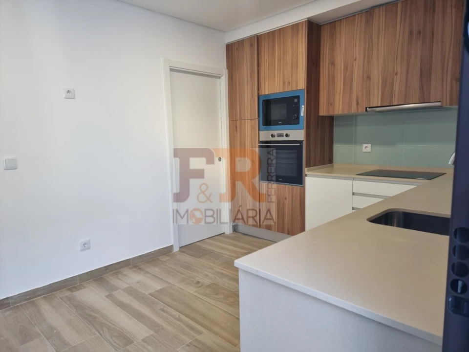 Moradia T3 para Venda em Quinta do Conde Foto 18