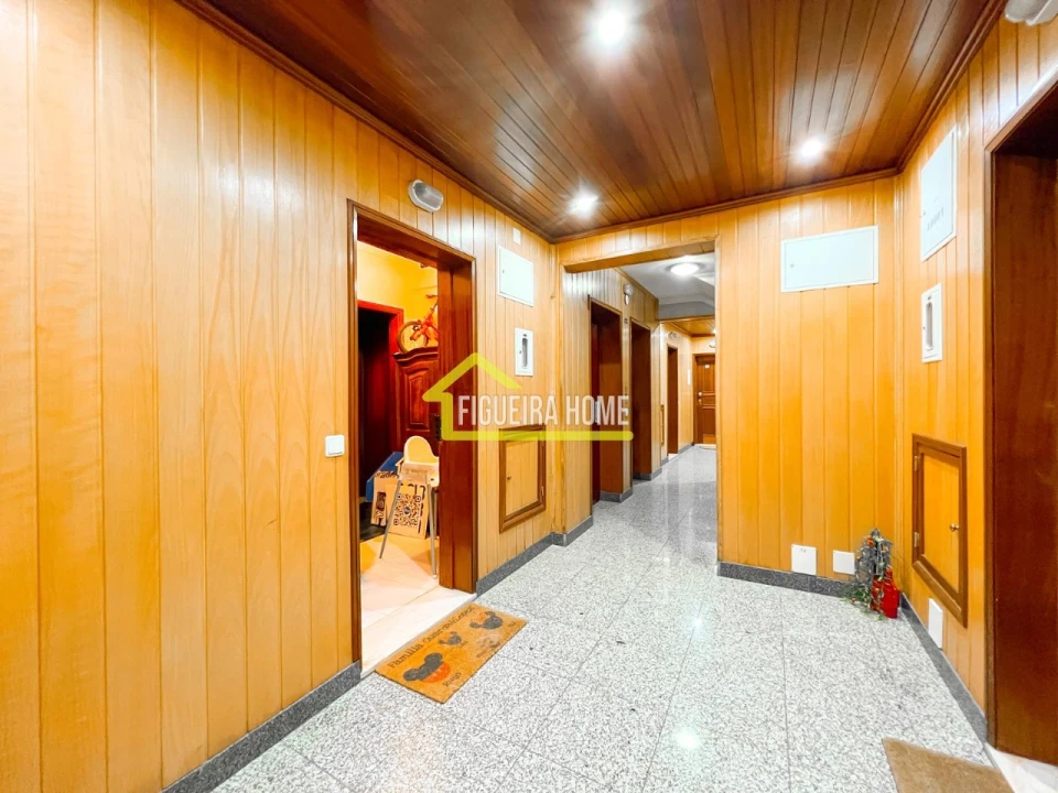 Apartamento T1 para Venda em Buarcos Foto 3