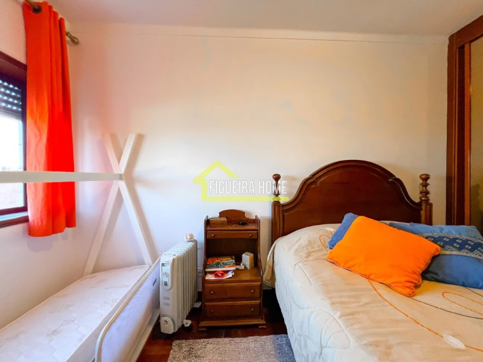 Apartamento T1 para Venda em Buarcos Foto 12