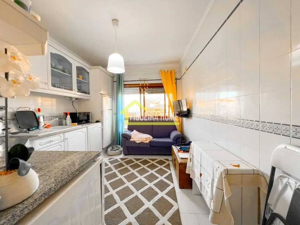 Apartamento T1 para Venda em Buarcos Foto 17