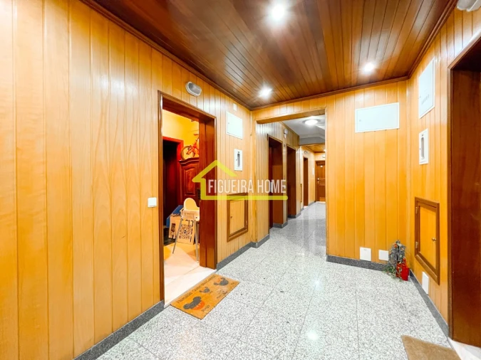 Apartamento T1 para Venda em Buarcos Foto 3