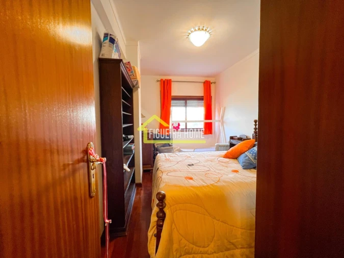 Apartamento T1 para Venda em Buarcos Foto 5