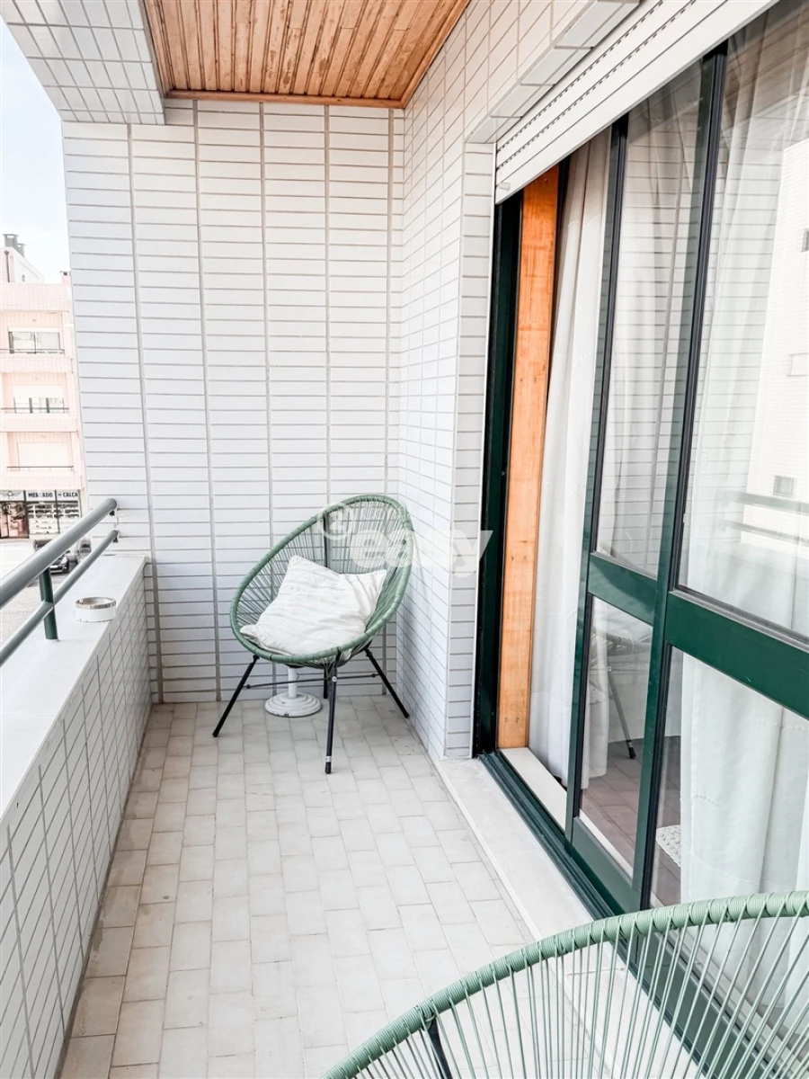 Apartamento T3 para Venda em Arcozelo Foto 11