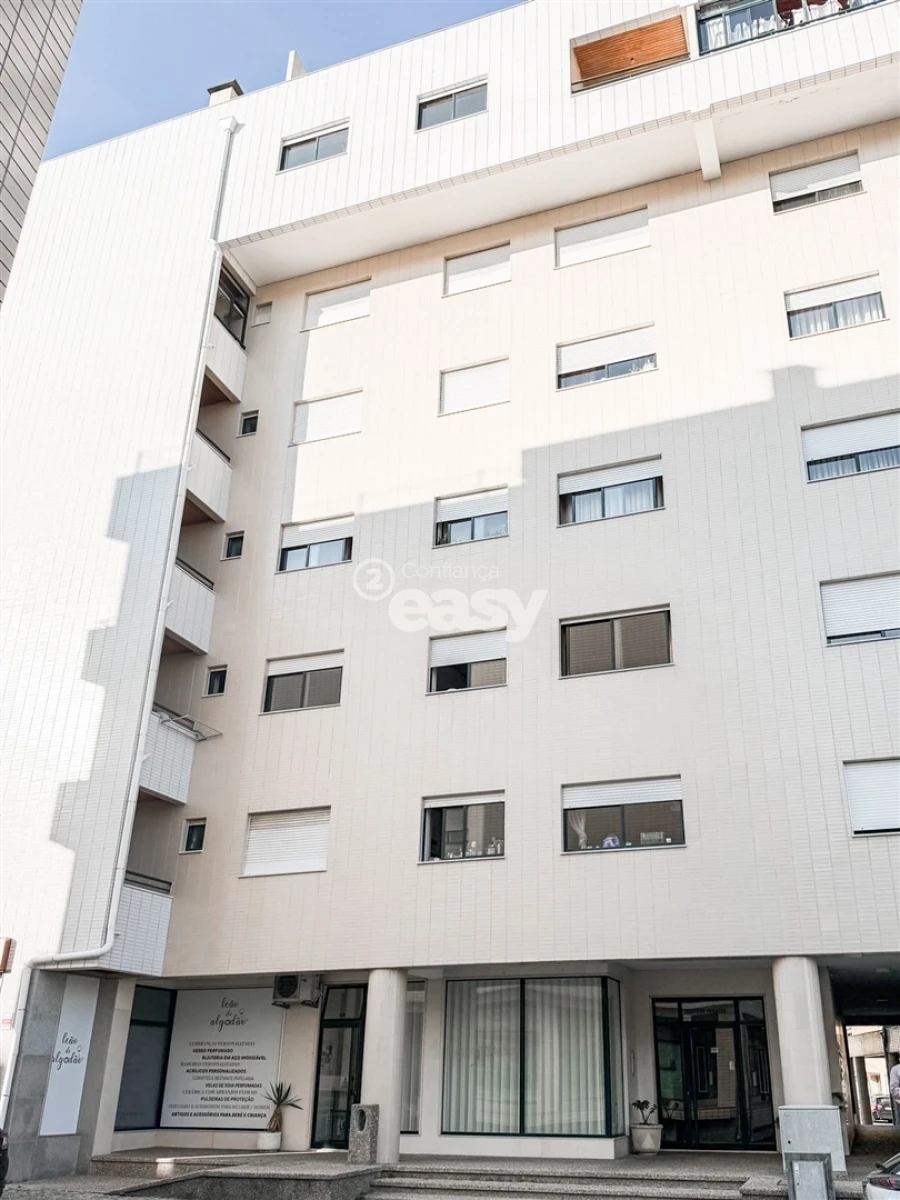 Apartamento T3 para Venda em Arcozelo Foto 19