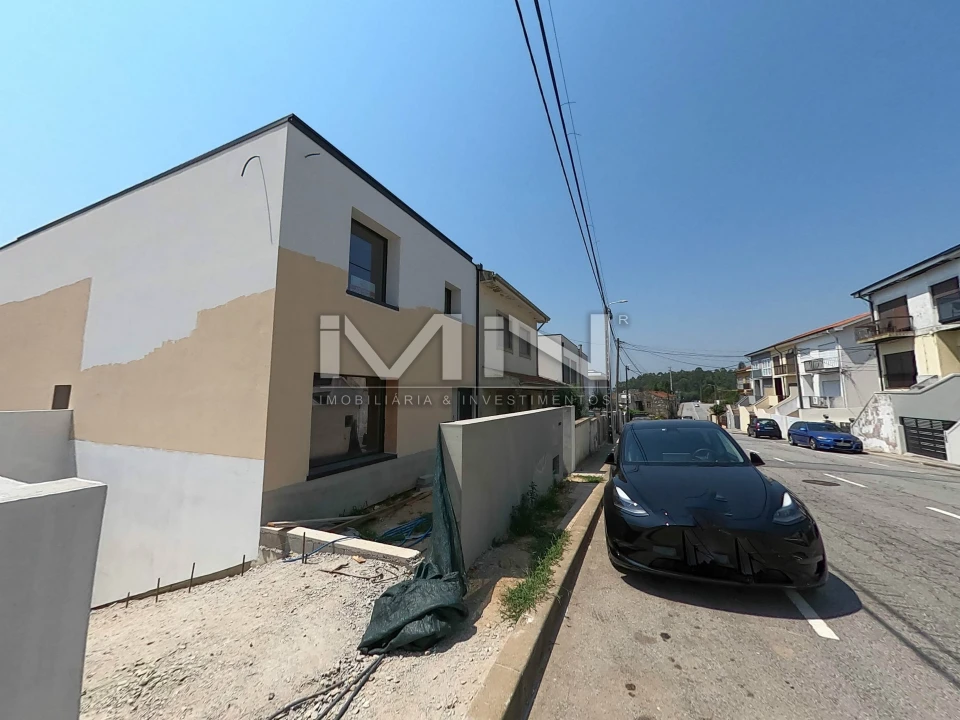 Moradia T3 para Venda em Gondomar (São Cosme), Valbom e Jovim Foto 57