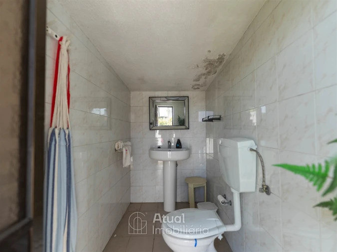 Moradia T4 para Arrendamento em Caldas de Vizela (São Miguel e São João) Foto 39